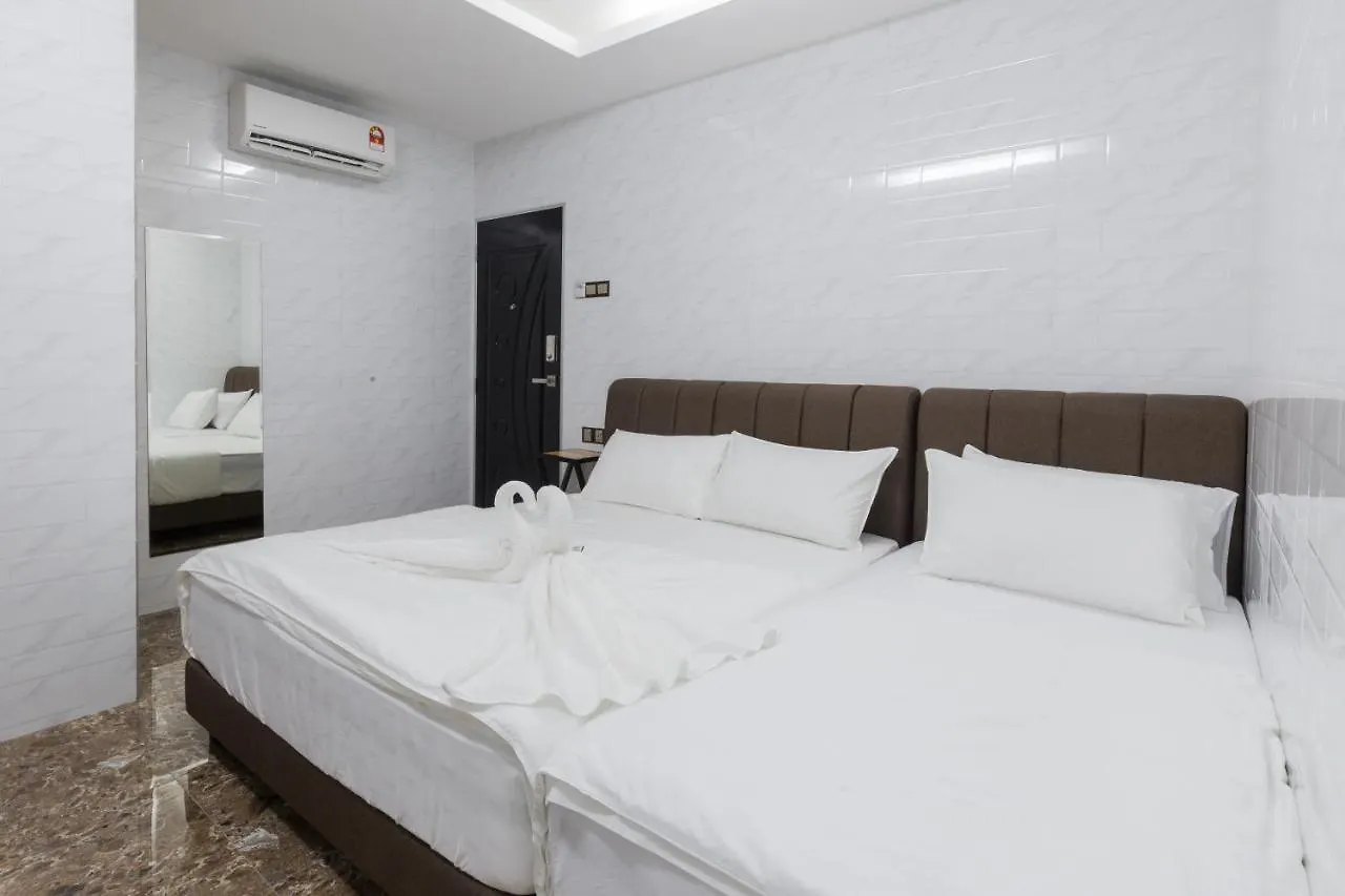 *** Estalagem Lee Luxury Home Usm Penang Gelugor Malásia