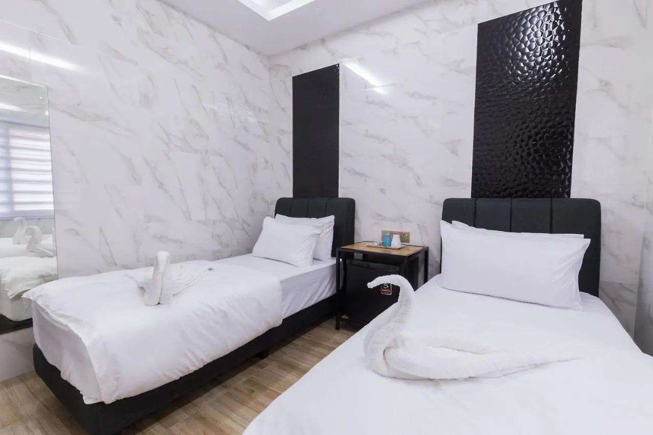 Lee Luxury Home Usm Penang Gelugor Malásia